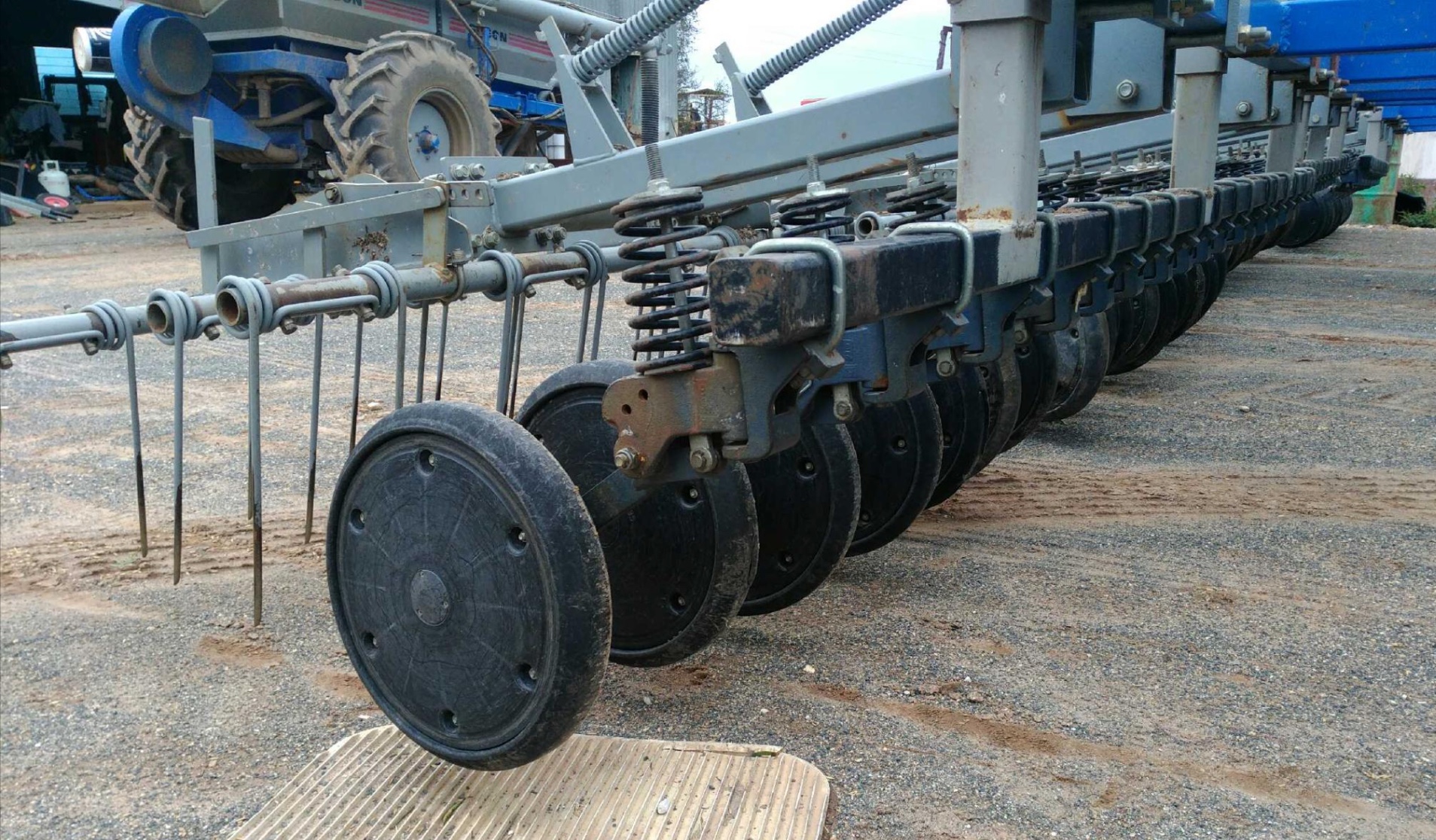 60 x Agmaster Press wheels For Sale Machinery & Equipment